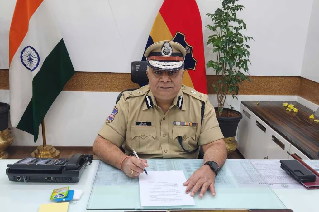 Ravi Gupta (DGP) of  TS