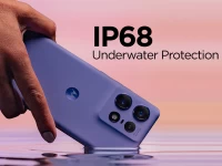 Motorola Edge 50 Pro IP68 Underwater Protection